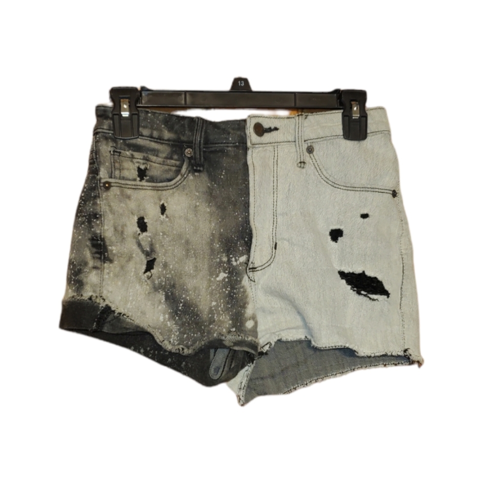 Abercrombie & Fit High Waist Mom Shorts 0